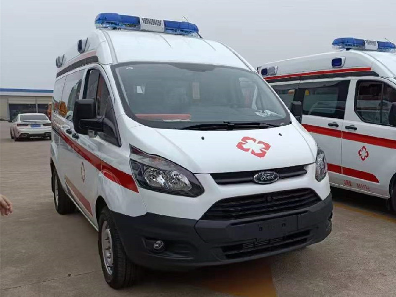 江鈴全順V362救護(hù)車（長條警燈）