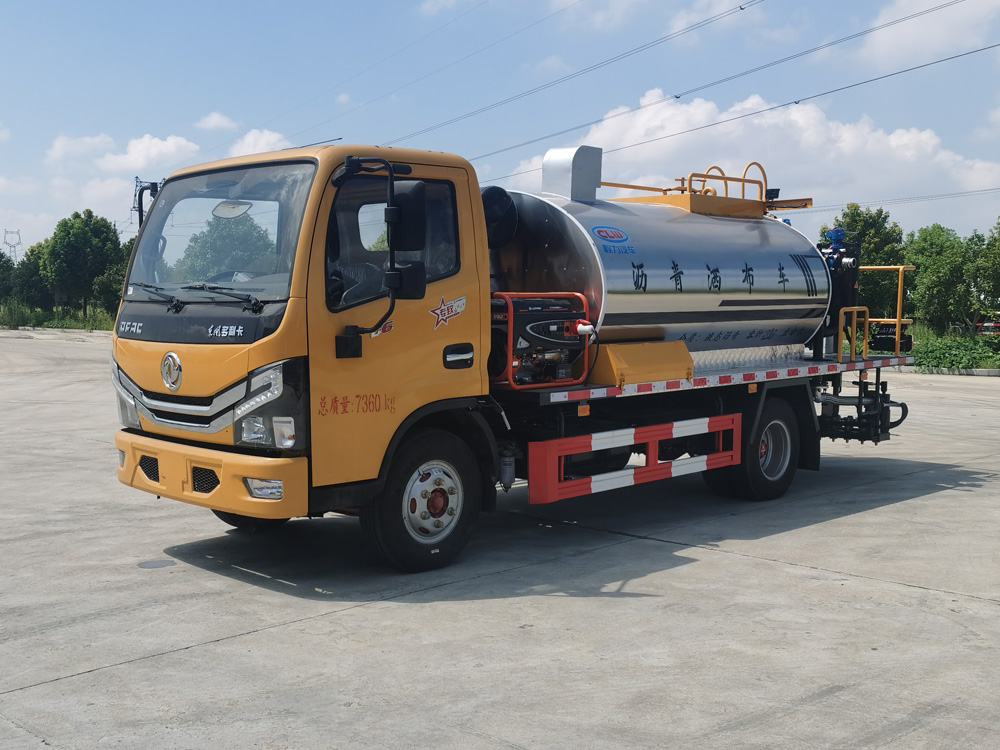 東風智能型瀝青灑布車【4立方】